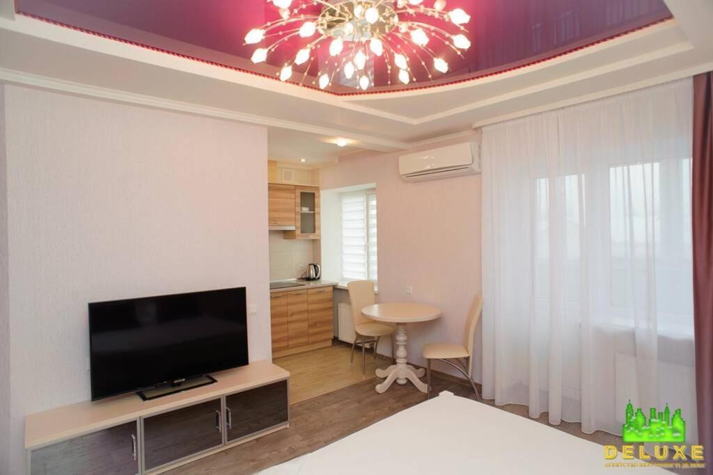 Смілянська 99 Apartment Cherkasy Luaran gambar