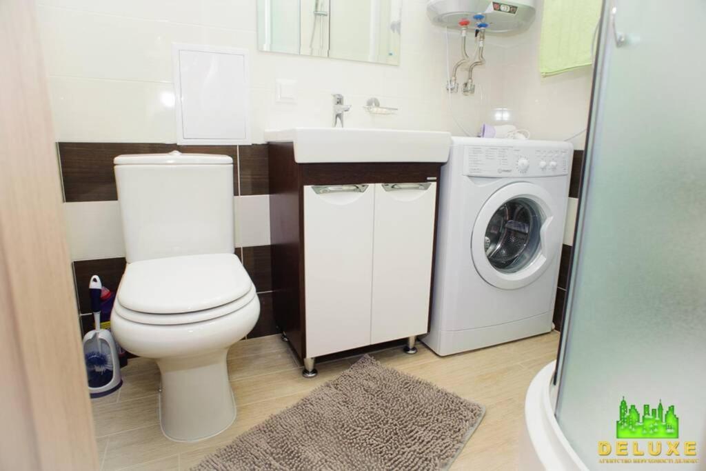 Смілянська 99 Apartment Cherkasy Luaran gambar