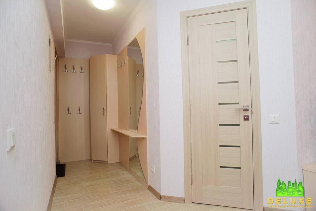 Смілянська 99 Apartment Cherkasy Luaran gambar
